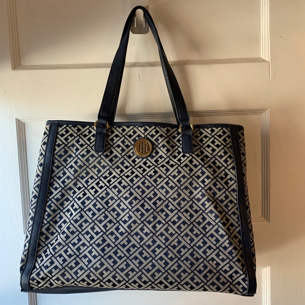 Navy Tommy Hilfiger Shoulder bag